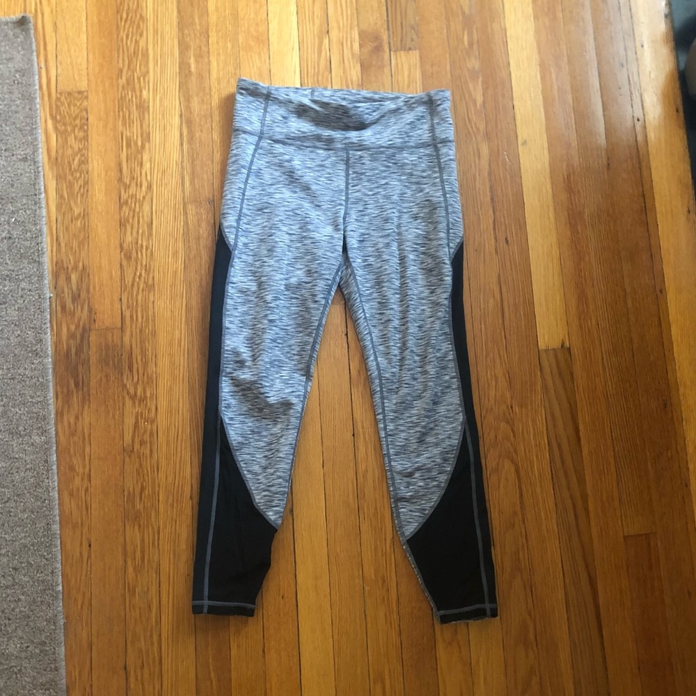 GapFit Workout Leggings